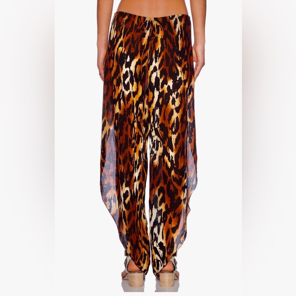 New cheetah print tulip pant - Picture 3 of 8